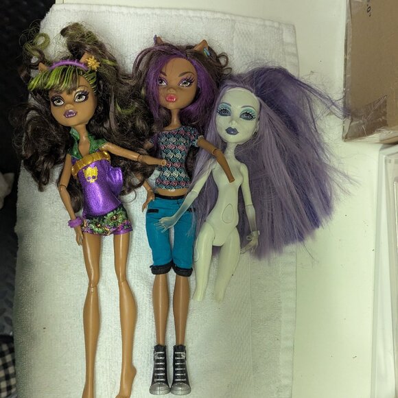 Monster High doll lot Spectra, clawdeen - Picture 1 of 8